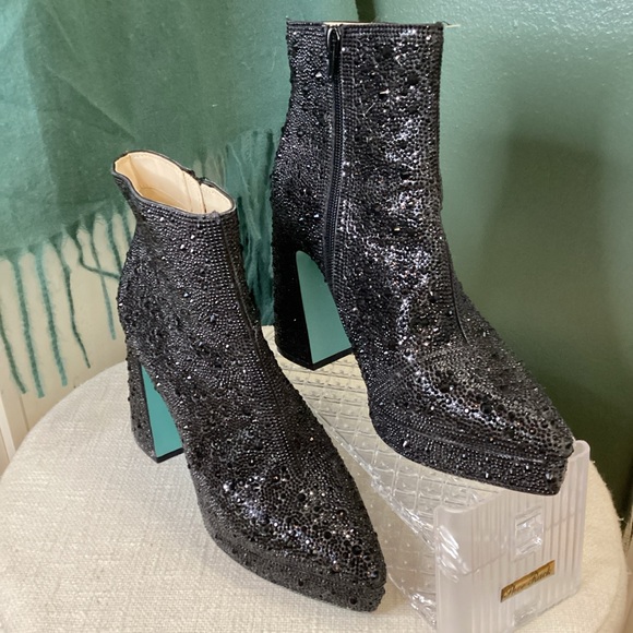 Betsey Johnson Glittering Black Heeled Boots - Picture 1 of 7